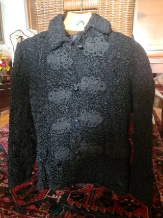 Chaqueta Astracán Ruso con Pasamanería