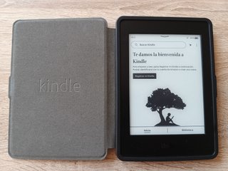 Kindle Paperwhite 7a Gen Negro + funda