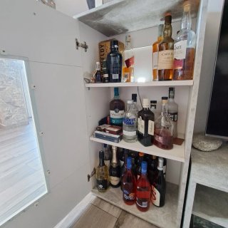 Coppia vetrinette legno e vetro con luci LED