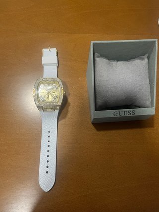 Reloj Guess Dorado y Blanco para Hombre