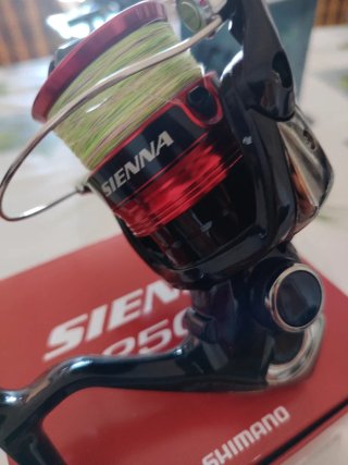 Carrete Shimano Sienna 2500