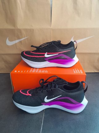Zapatilla Nike Zoom Fly 4 Negra/Rosa/Morada