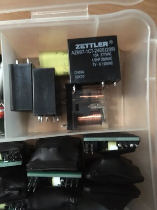 Caja componentes electrónicos varios