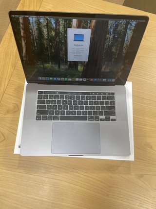 MacBook Pro i9 16' 32GB RAM 1TB