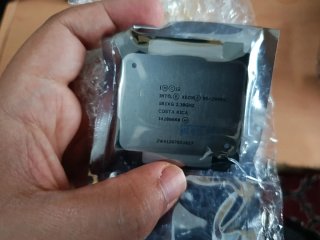 SOYO X99-P4 + Intel Xeon E5-2695 v3