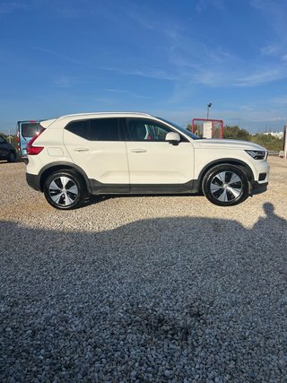 Volvo XC40 2.0 D3 Business Plus Auto