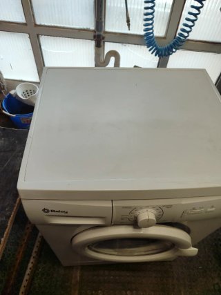 Lavadora Balay Carga Frontal 1000 rpm