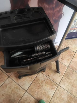 Ayudante carrito peluquería