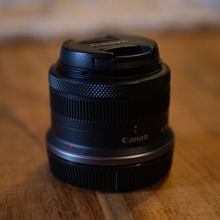 Objetivo Canon RF-S 18-45mm F4.5-6.3 IS STM