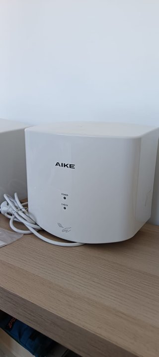 2 Secamanos Eléctricos AIKE Compactos