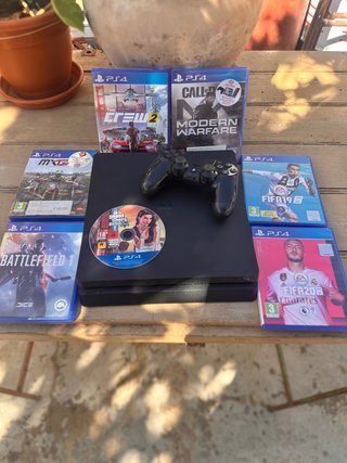 PS4 + 6 Juegos