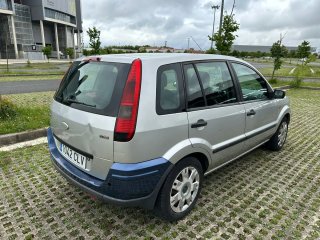 Ford Fusion 2003