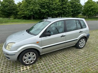 Ford Fusion 2003