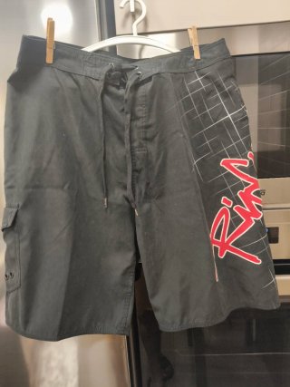 Bañador negro deportivo con dibujo