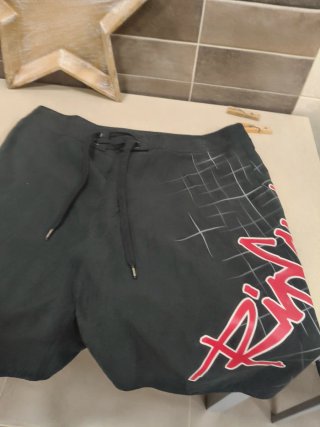 Bañador negro deportivo con dibujo
