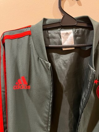 Chaqueta Adidas Bayern Múnich Verde y Roja