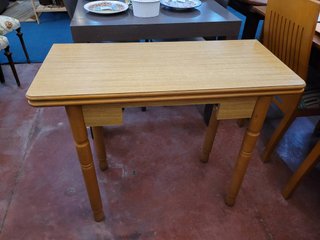 MESA DE COCINA ABATIBLE