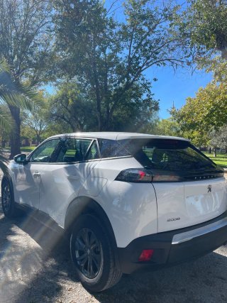Peugeot 2008 2021
