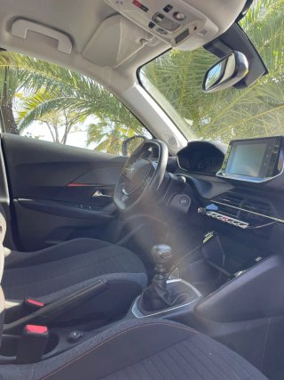 Peugeot 2008 2021