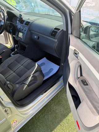 Volkswagen Touran 1.6 TDI 105cv DSG Edition Buemotion Tech