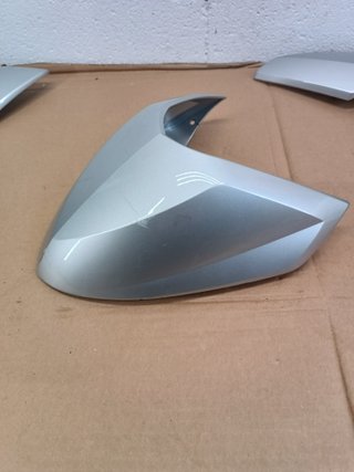 BMW R1200RT Carenado panel lateral plata cubierta