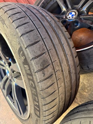 Llantas BMW M 18” con neumáticos originales 60%