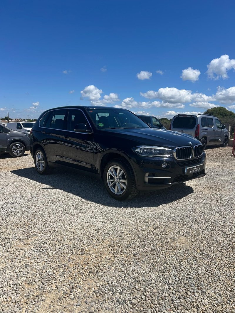 BMW X5 xDrive30d - foto 1