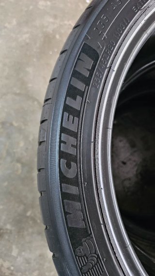 Neumáticos 235 45 20 Michelin PS4 S