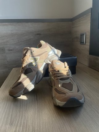 New Balance 9060 Beige/Marrón