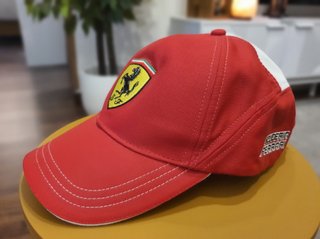 Gorras Fernando Alonso Ferrari y McClaren
