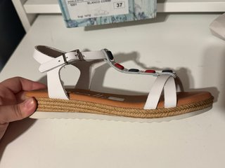 Sandalias de piel con plantilla de gel 37