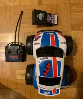 Coche de juguete