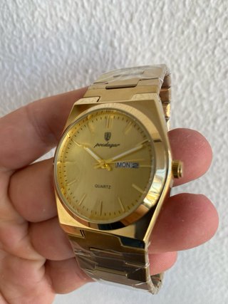 Reloj Poedagar Dorado