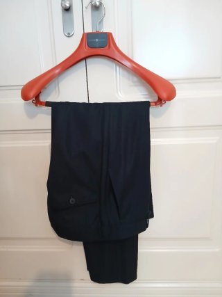 Traje de Chaqueta azul con Corbata