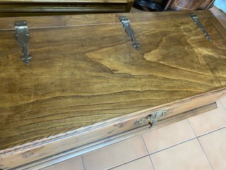 2 baúles de madera antiguos
