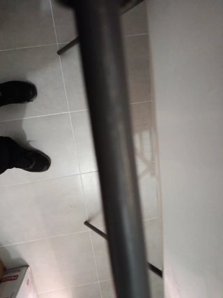 Bañera Stokke con patas. Regalo adaptador.