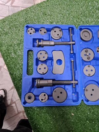 Valigetta 22pz Set Pinze Freno