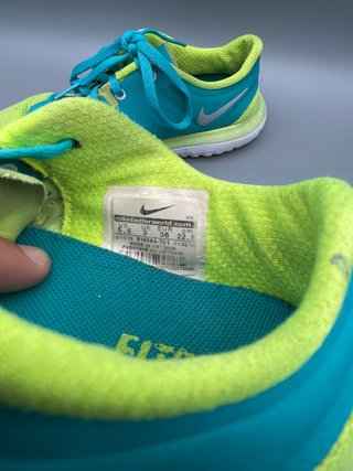 Nike Zapatillas Fitsole Turquesa y Verde Mujer