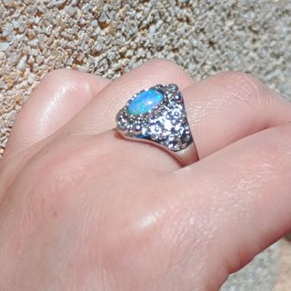 Anillo Ópalo Natural Ovalado
