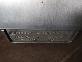 Plancha de ropa Magefesa vapor