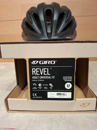 Casco Giro Revel Negro Adulto Universal