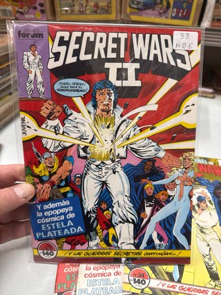 Lote 10 cómics Secret Wars II Forum