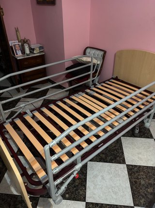 Cama articulada en perfecto estado