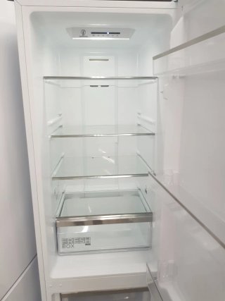 Nevera Midea combi 1.80m x 54cm