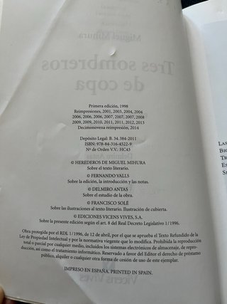 Tres sombreros de copa