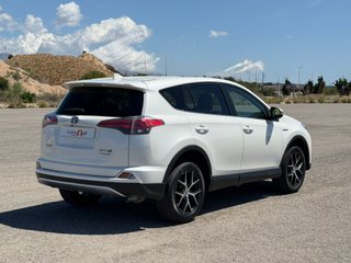 Toyota RAV4 2017 HYBRID