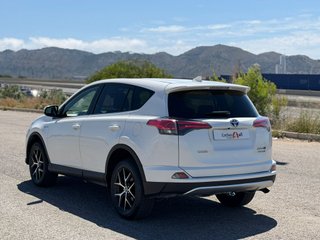 Toyota RAV4 2017 HYBRID