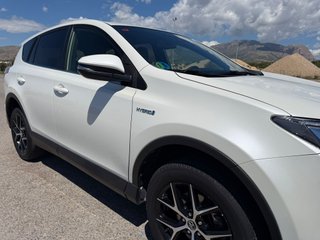 Toyota RAV4 2017 HYBRID