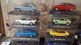 Lote 12 Coches a Escala 1:43