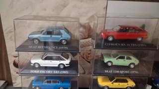 Lote 12 Coches a Escala 1:43